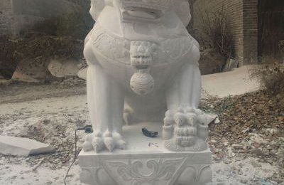 2米汉白玉狮子石雕
