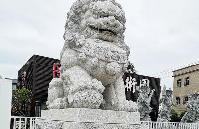 都市园林中国传统石狮子雕塑